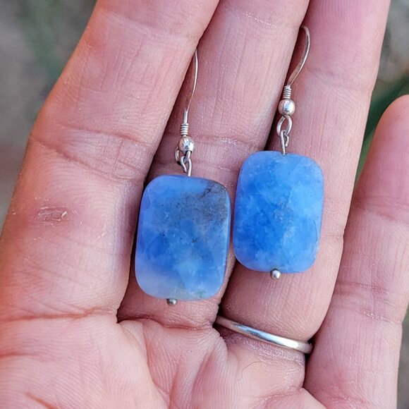Natural blue opal faceted square 925 sterling silver dangle earrings - Picture 12 of 16